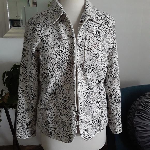 Drapers zip up Jacket - Picture 2 of 6